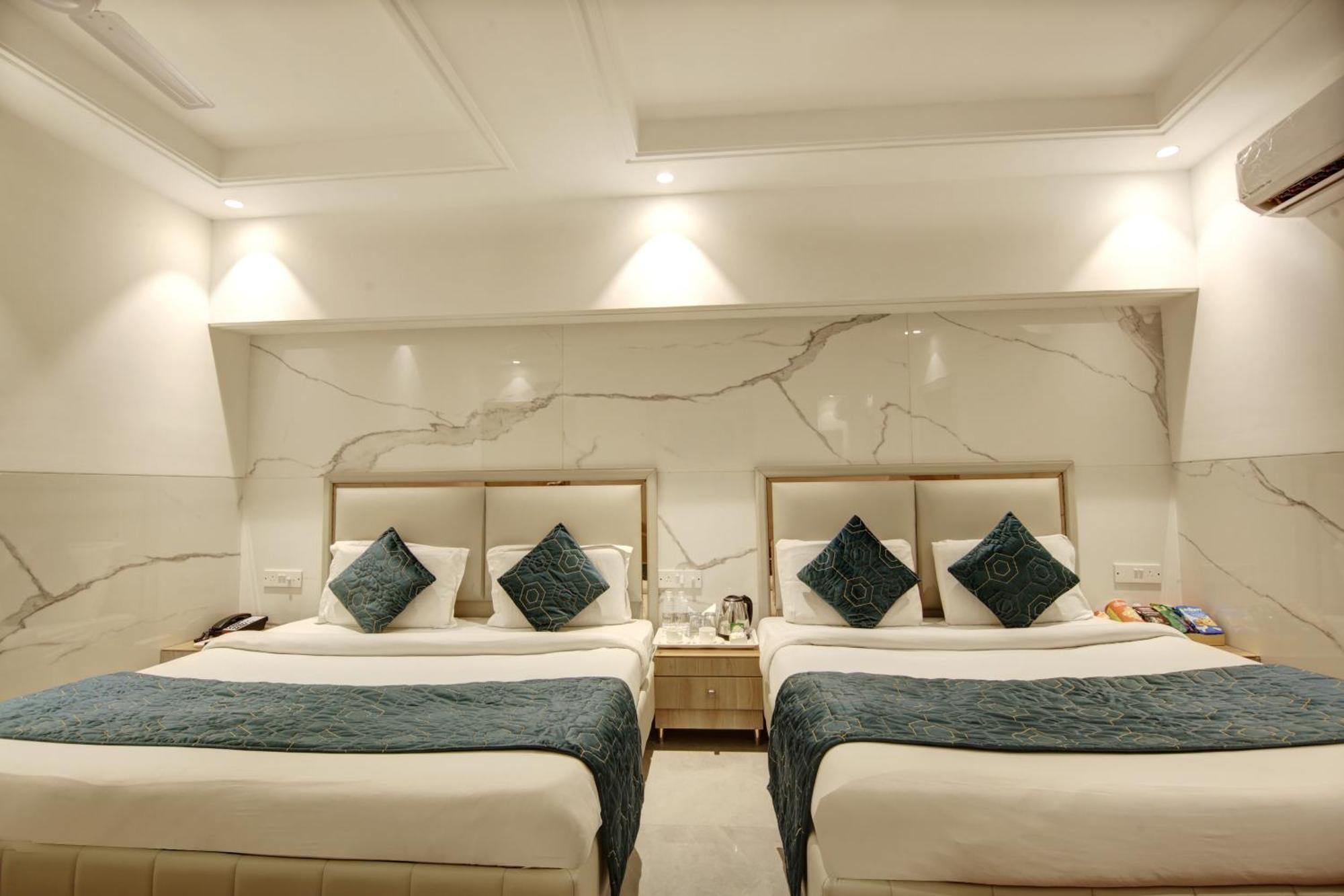 Hotel Transit International- Aerocity Delhi Airport New Delhi Luaran gambar